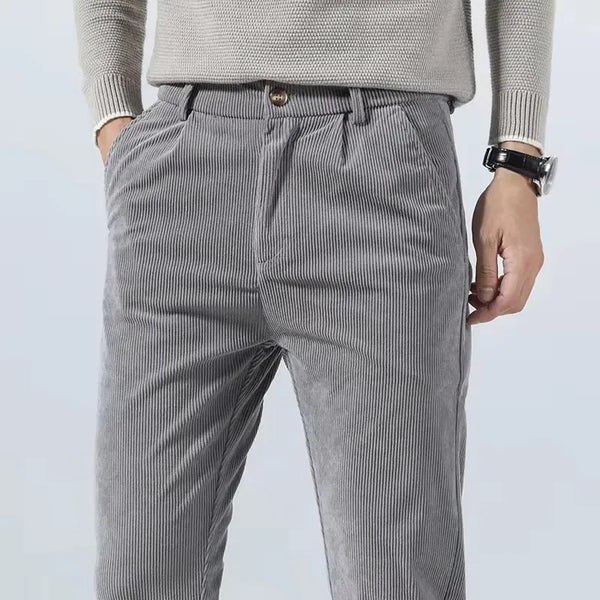 Pantaloni in Velluto a Coste Slim Fit