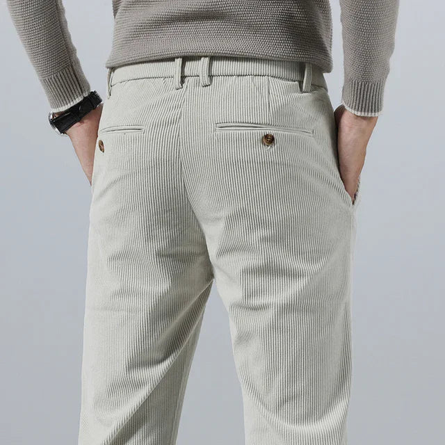Pantaloni Slim Fit in Velluto a Coste