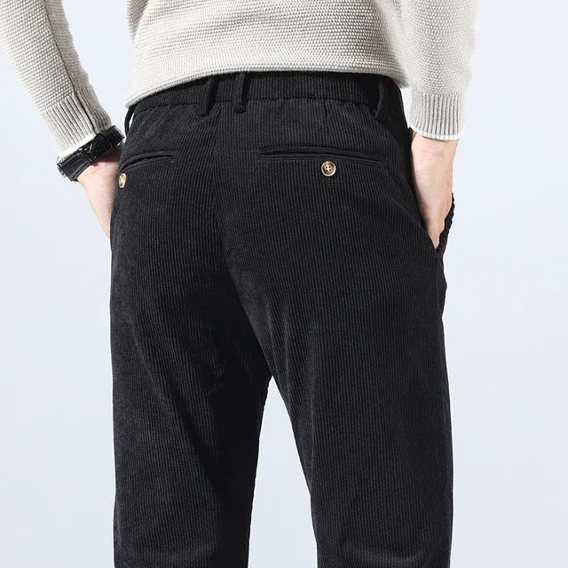 Pantaloni Slim Fit in Velluto a Coste